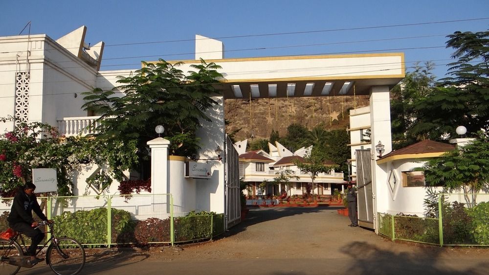 Sereniity Resort Lonavala Luaran gambar